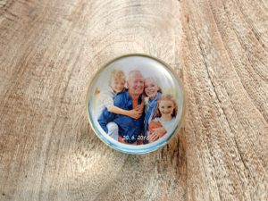 Photopaperweight with grandparents and grandchildren